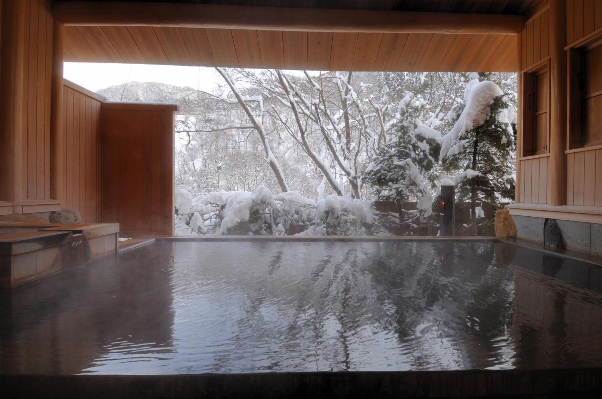 Hotel Yamazatonoiori Soene Takayama  Esterno foto
