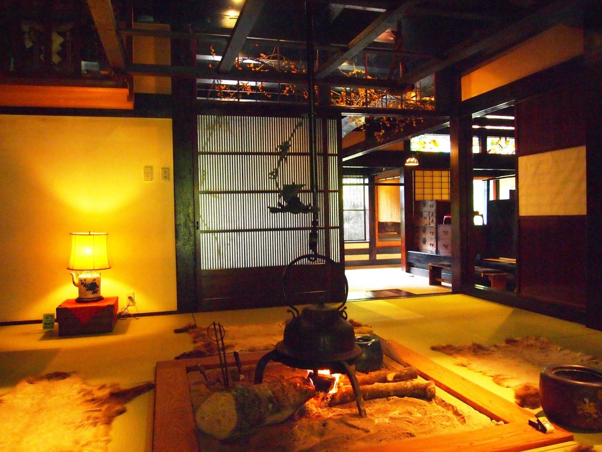 Hotel Yamazatonoiori Soene Takayama  Esterno foto